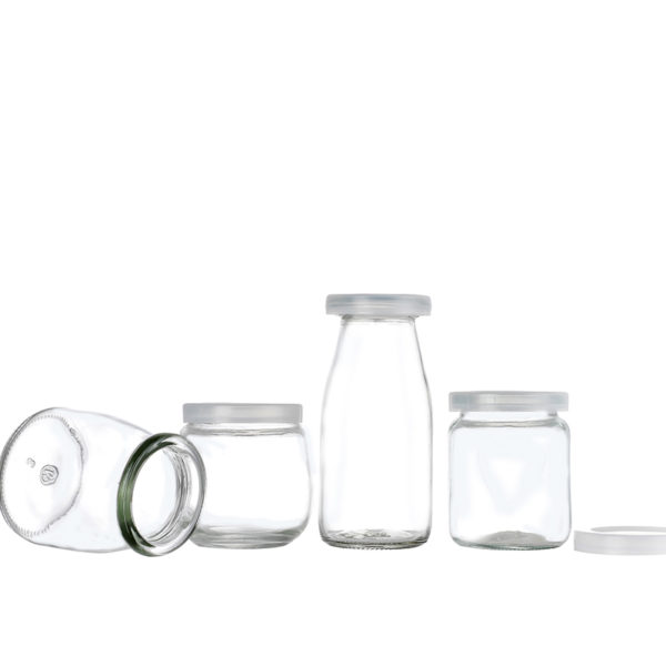 Hot sale empty glass jar yogurt mousse cup pudding jar with plastic lid